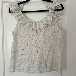 Sézane White Eyelet Lace Blouse Top – Ruffle Neckline Sleeveless Feminine Chic